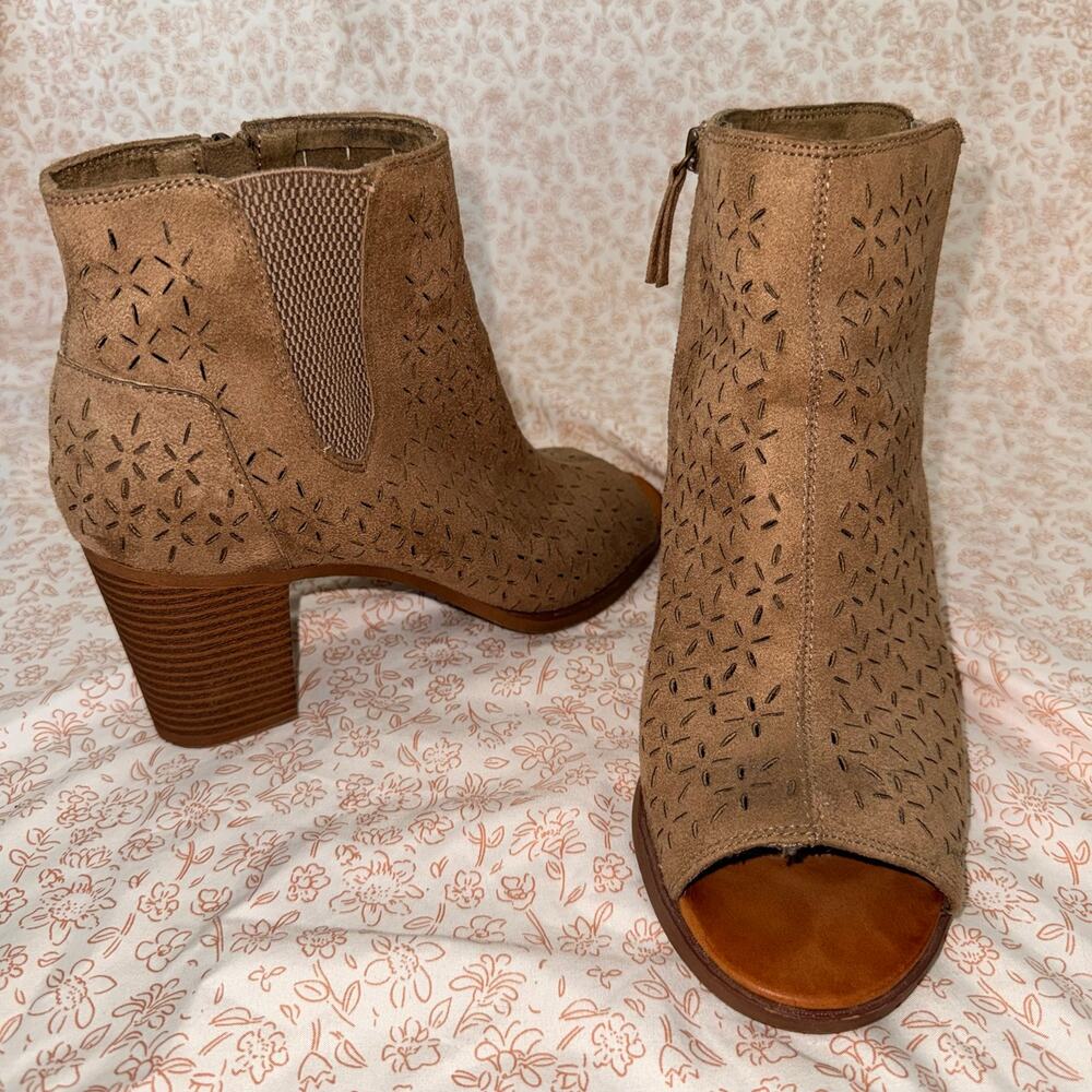 Rock and Candy Heels